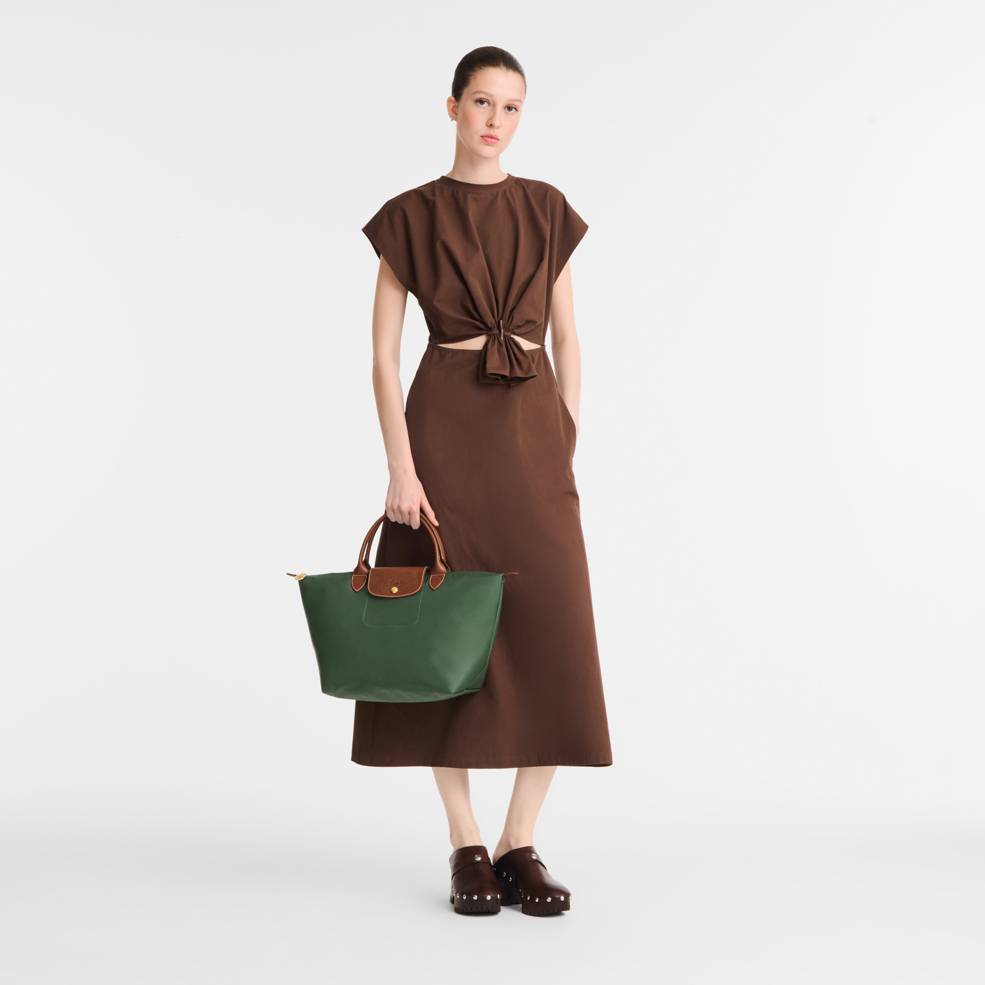 Le Pliage Green Pouch with handle , Mocha - Recycled canvas